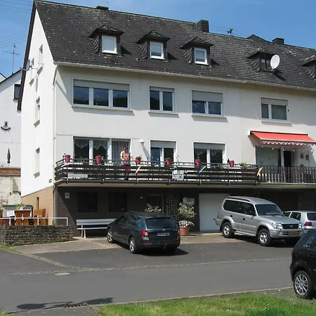 Ferienhaus Haus Waldeck *